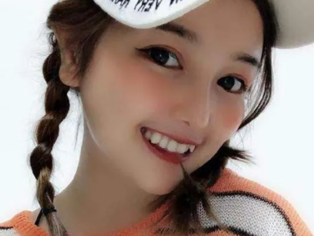 “最美袖珍人”黃韻伊，1米35酷似女明星，年入百萬仍然單身