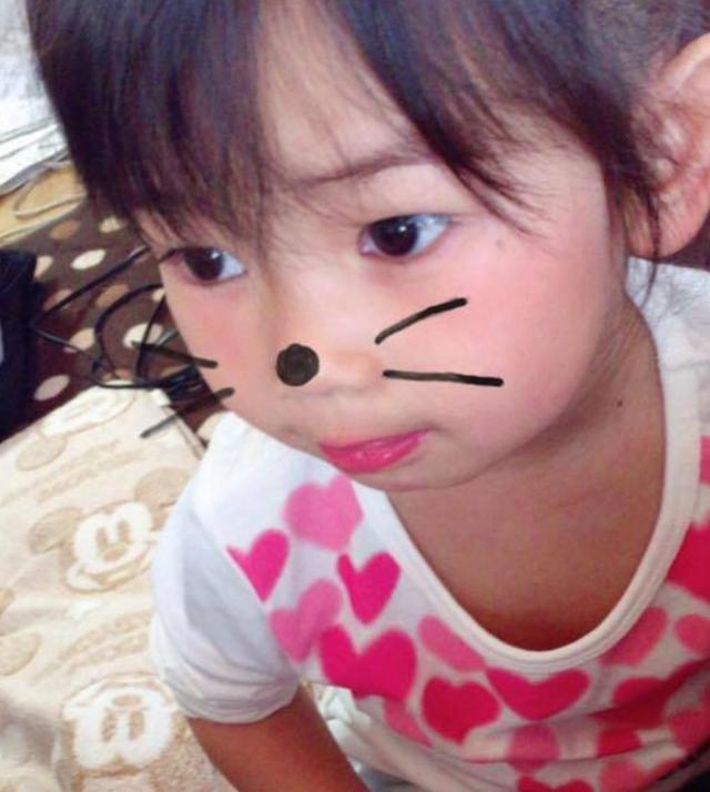日本一22歲美女性侵12歲小學(xué)生被捕！她還是位有娃的單親媽媽……