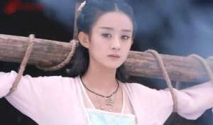 五花大綁美女(被五花大綁的女星誰(shuí)的演技好劉詩(shī)詩(shī)演的最可憐，趙麗穎炯炯有神)