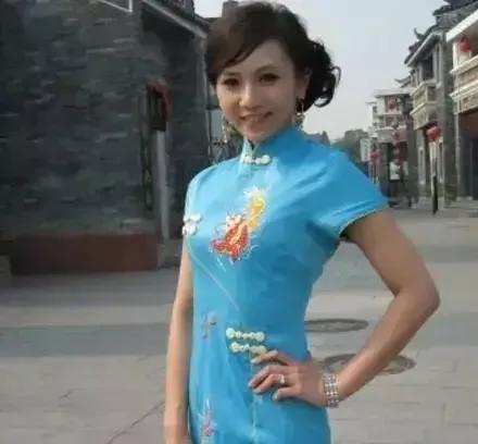廣東十大美女主持人，美貌與智慧并重的才女，比明星還漂亮的主播