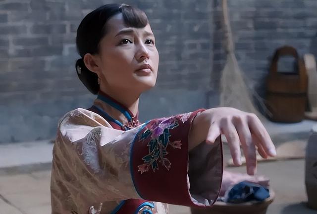 《白鹿原》中最美女人田小娥，她結(jié)局凄慘因為什么？漂亮？放蕩？