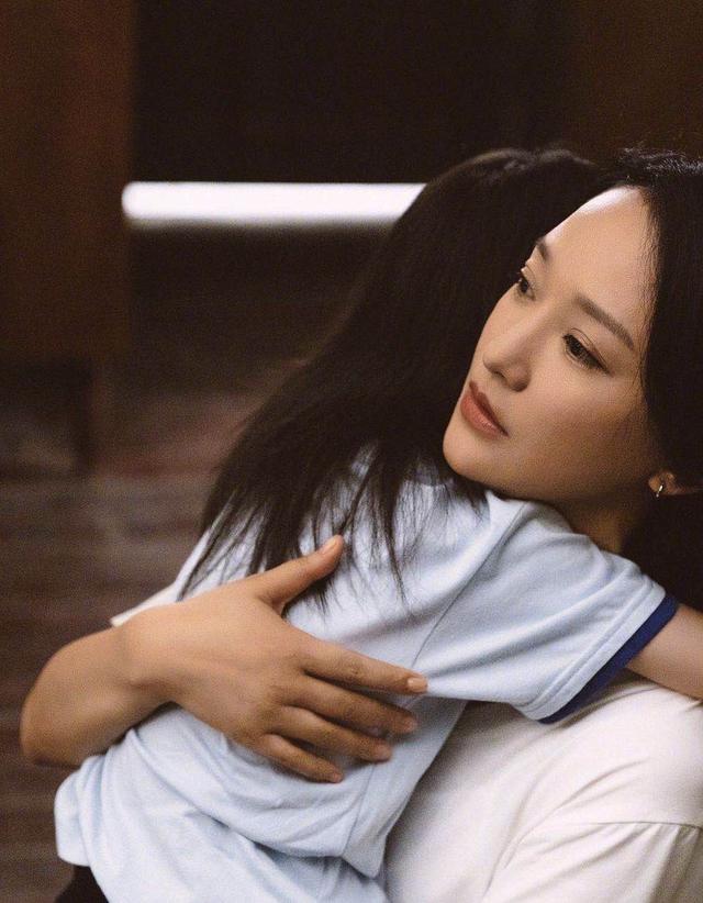《不完美的她》：7歲小女孩受盡虐待，只想說：媽媽我依舊愛你