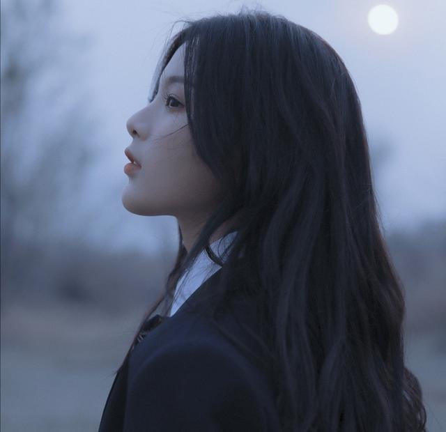 高考結(jié)束上大學(xué)，女生做什么發(fā)型看上去可愛又女神？推薦你這5款