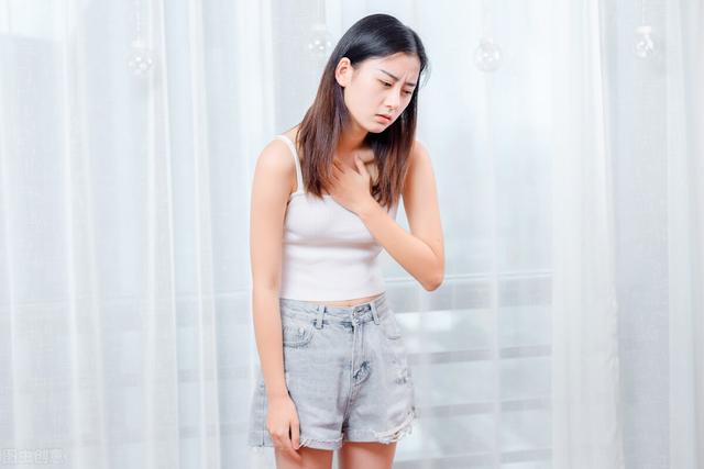 胸部不能亂揉，不會變大反而有危害，讓胸部不縮水的3個小方法