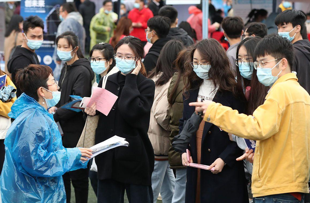 多所高?？佳袕?fù)試無一人錄取，這種做法確實是太不地道了