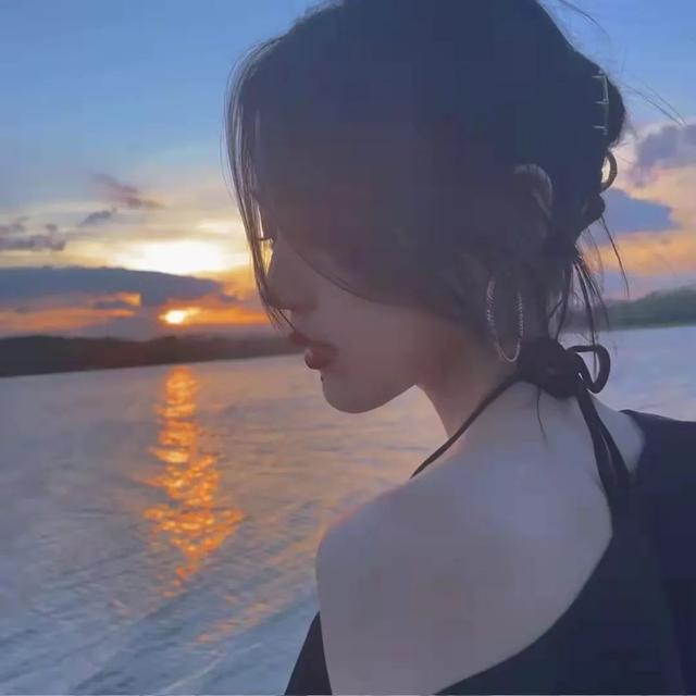 溫柔至頂?shù)呐^像-超高清