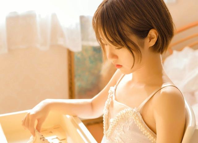 小說：她是極品美女總裁，身邊追求者無數(shù)，可她卻選窮小伙當(dāng)舞伴
