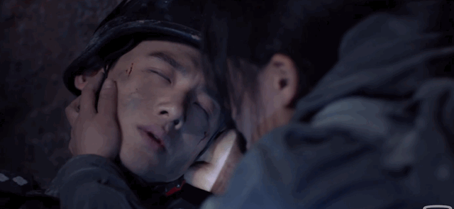 白敬亭新片再來(lái)！主動(dòng)獻(xiàn)吻倪大紅…
