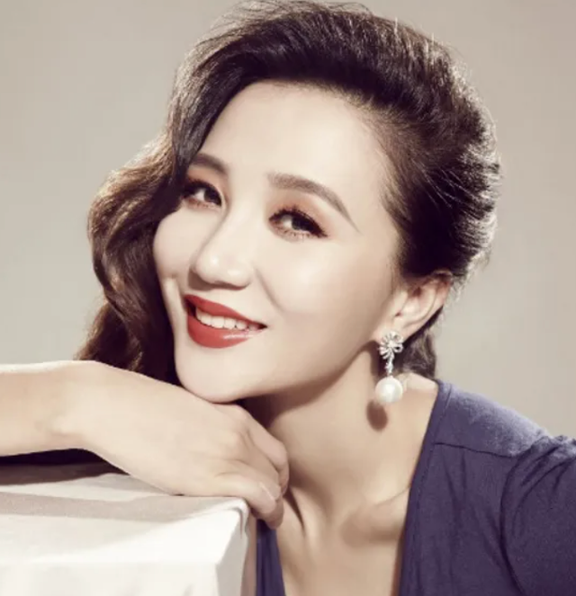 “情史干凈”的8位性感女星，不濫情，不炒作，每一個都堪稱清流
