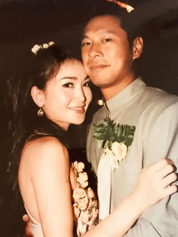 “情史干凈”的8位性感女星，不濫情，不炒作，每一個都堪稱清流