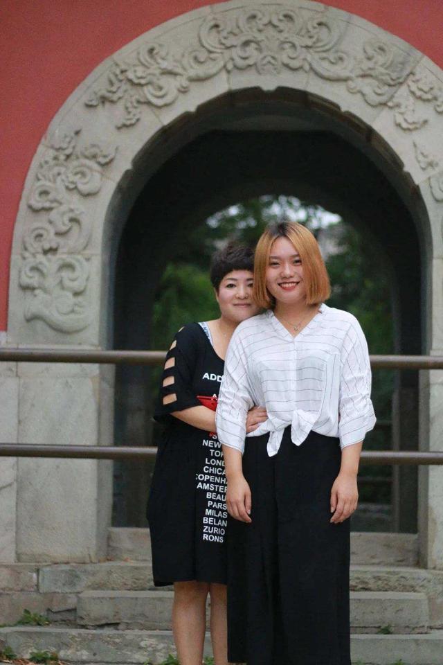 頭大臉大的女人別再踩雷了，建議留這些發(fā)型，有氣質(zhì)還顯臉小
