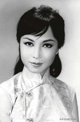 裸體美女圖(她：亞洲第一艷星，全裸出鏡，當過間諜，后成中國衛(wèi)星導航之母)