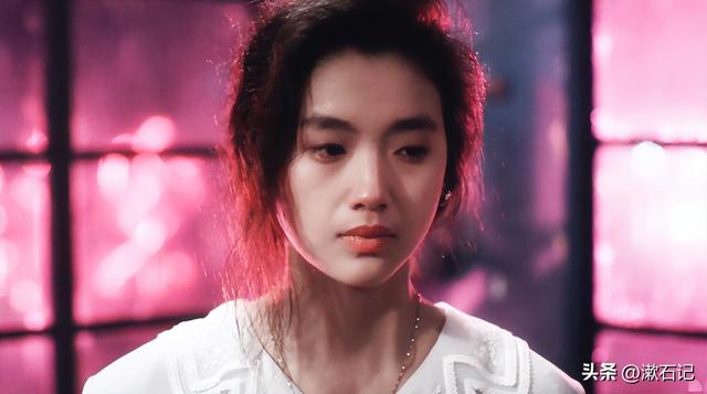 明明長(zhǎng)相普通，卻讓人欲罷不能，這5位“氣質(zhì)美女”個(gè)個(gè)一眼萬年
