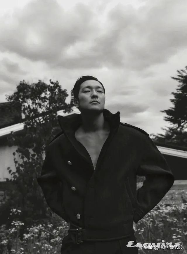 韓國(guó)男星孫錫久《Esquire》雜志封面大片，迷人魅力無(wú)法阻擋