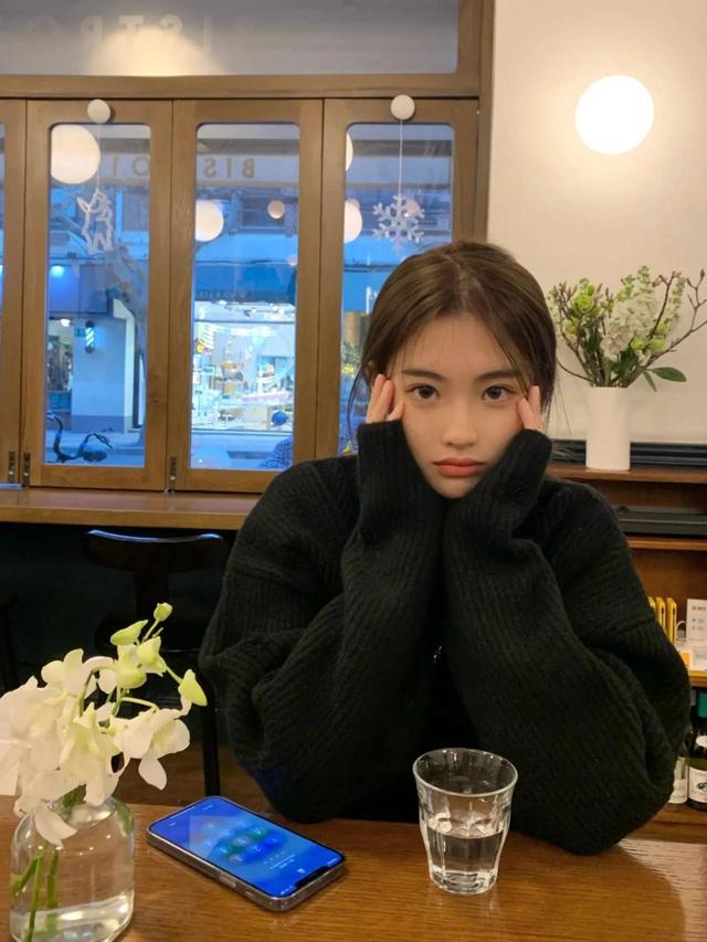 美好的不是女孩，而是18歲 (?；ê霞?