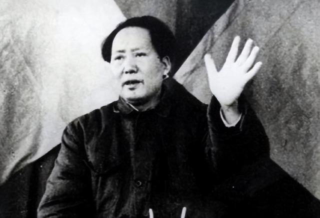 1953年貴州抓獲一美女土匪，被捕后無人敢處決，毛主席當(dāng)場釋放