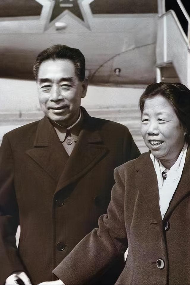 西方記者刁難：你見過世界最漂亮的女人嗎？周總理硬氣回應：見過