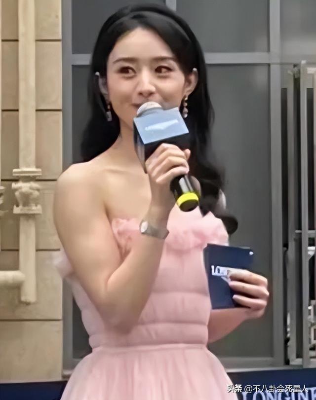 看臉絕美，身材卻干癟，排骨胸，五五分，這10位女星太可惜了