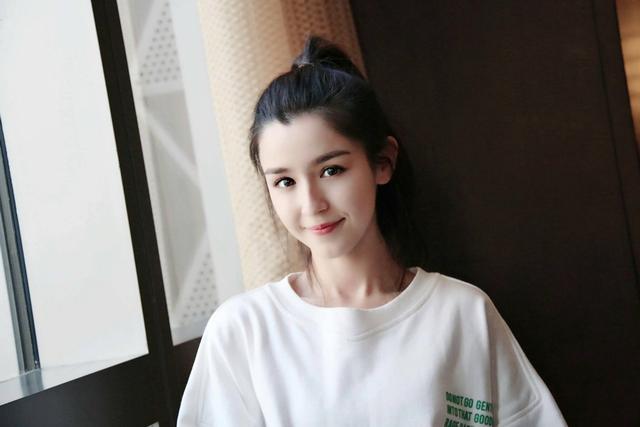 看膩了錐子臉、水蛇腰？7位新疆美人，告訴你什么叫異域風(fēng)情
