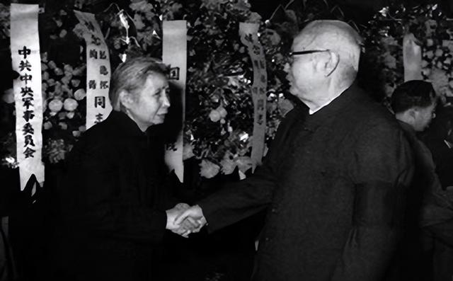 唯一敢頂撞毛主席，叫“老毛”的女人
