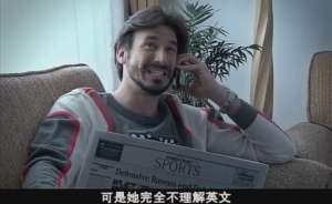 美女脫衣服(從抗拒反抗到主動脫衣，她一步步滑向情感的泥潭)