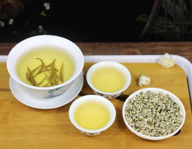 建議女人：若不差錢，這4種茶要多喝，好喝養(yǎng)顏，別忽略
