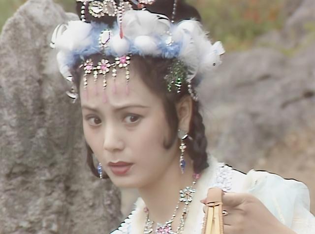 《西游記》中顏值最高的八位女妖，有兩位是狐貍變化而成的