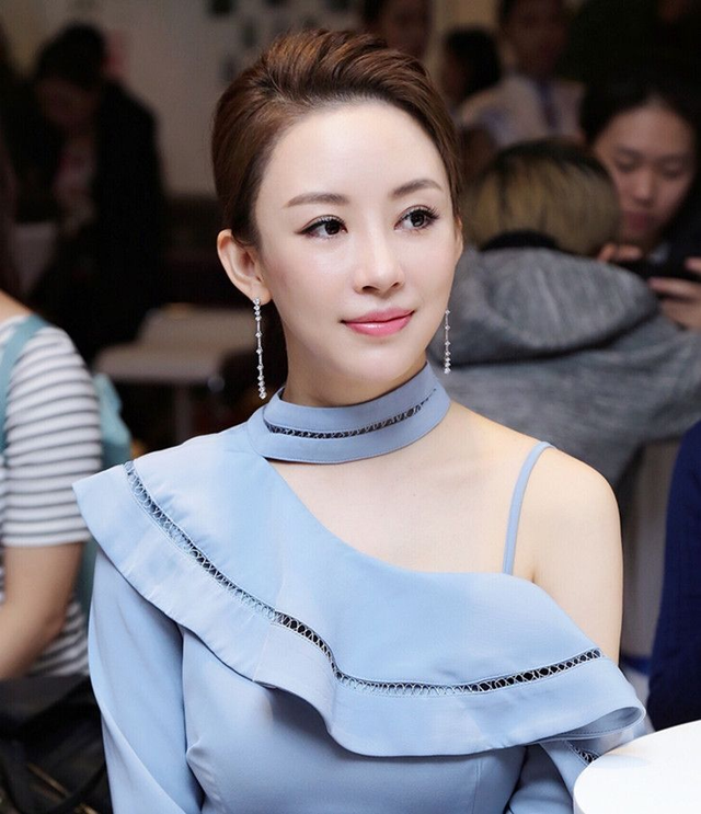 山東美女，打臺(tái)球成為世界冠軍，身家超10億元，40歲還沒(méi)有結(jié)婚