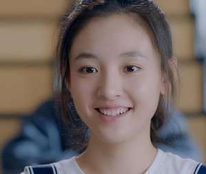 中年美女(40多歲還能素顏演戲，我只服這3位中年女星，有皺紋卻美得真實(shí))