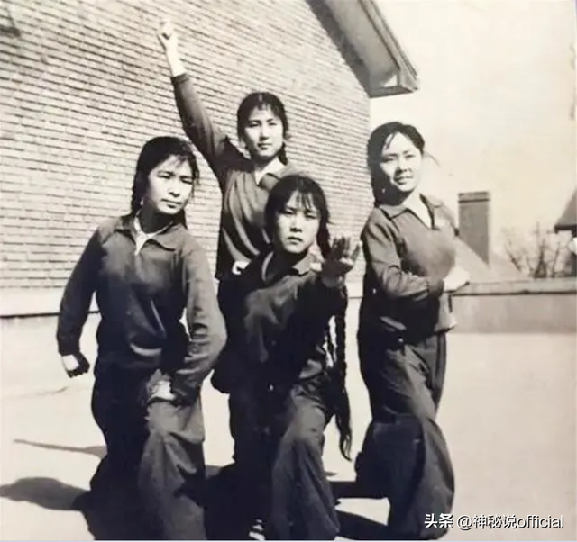 中國(guó)美女飛賊宋蓮萍，獨(dú)門(mén)輕功無(wú)人能敵，六米高臺(tái)一躍而下