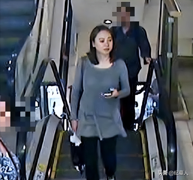 美女留學(xué)生被姨夫侵犯，被捅30多刀拋尸野外，U盤記錄侵犯全過程