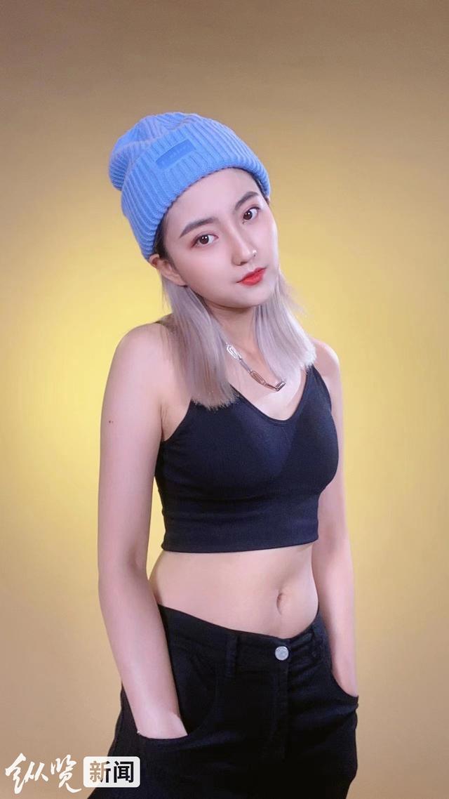 承德姑娘果小菁：“最不正經(jīng)的京劇演員”，唱國粹京劇，蹦最酷的迪