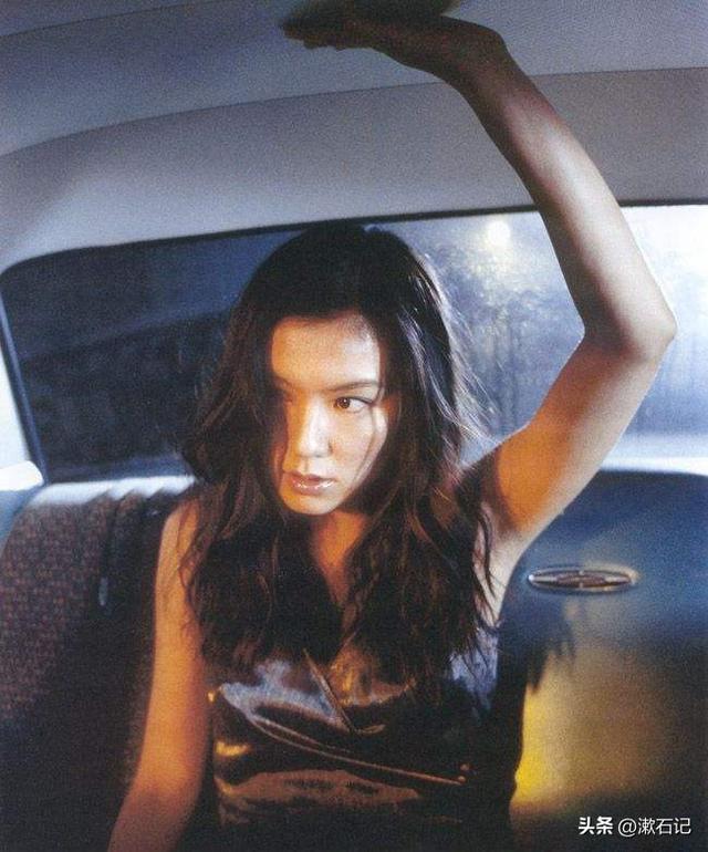 明明長(zhǎng)相普通，卻讓人欲罷不能，這5位“氣質(zhì)美女”個(gè)個(gè)一眼萬年