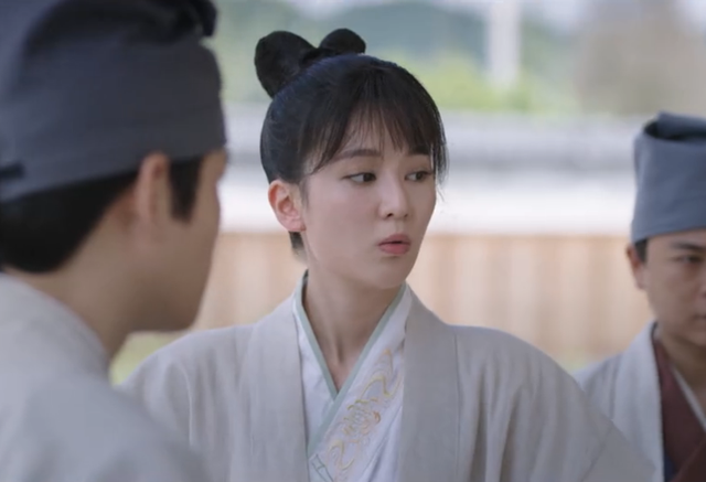 都說美女也不一定能駕馭古裝，看到喬欣換裝后的效果，我信了