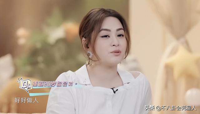 看臉絕美，身材卻干癟，排骨胸，五五分，這10位女星太可惜了
