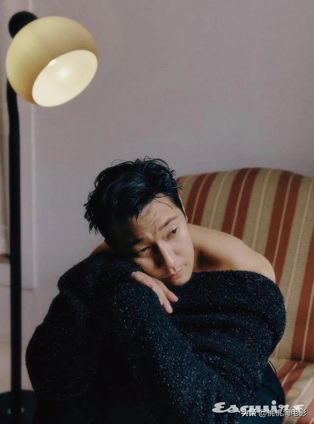 韓國(guó)男星孫錫久《Esquire》雜志封面大片，迷人魅力無(wú)法阻擋