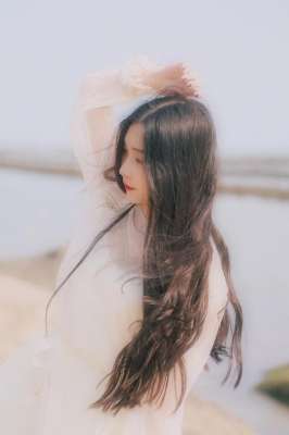 美女人體藝術(shù)寫真(一組海邊舞女寫真，似80年代港星)