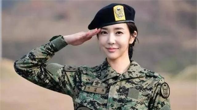 21年，韓國女兵被同事侵犯，投訴多次受阻，新婚當(dāng)天選擇自盡身亡