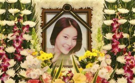演過(guò)情欲片的5位韓國(guó)女星，千嬌百媚的背后，多人自殺身亡