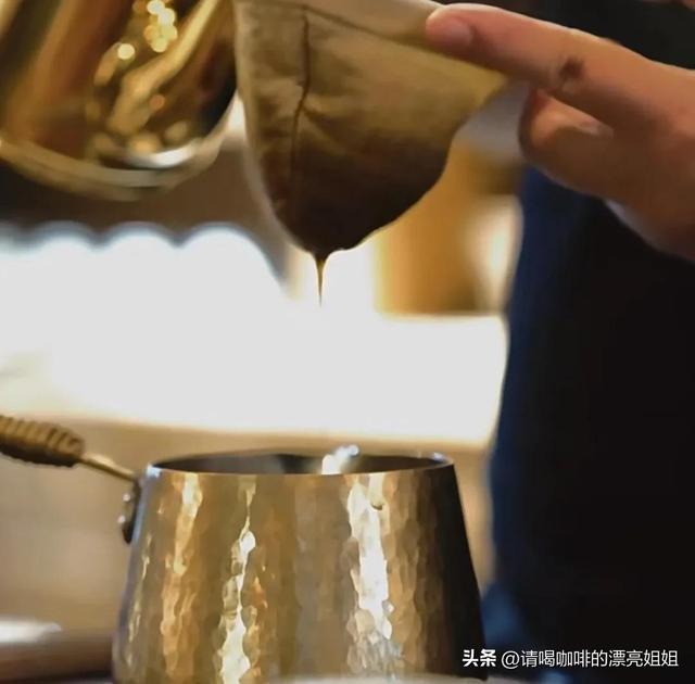 讓文人們喜歡的、并紛紛寫進(jìn)書里的“歐蕾咖啡”到底是什么？