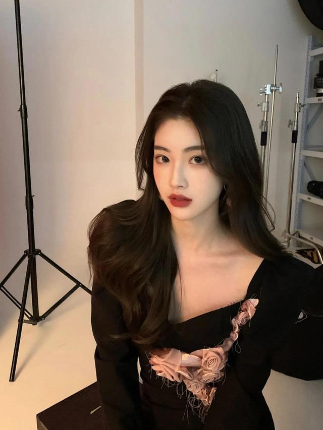 美好的不是女孩，而是18歲 (校花合集)