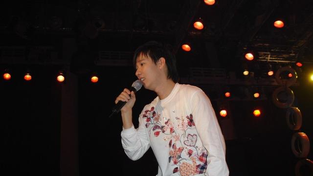 馬來(lái)西亞籍華裔流行樂(lè)男歌手阿牛歌曲簡(jiǎn)譜精選