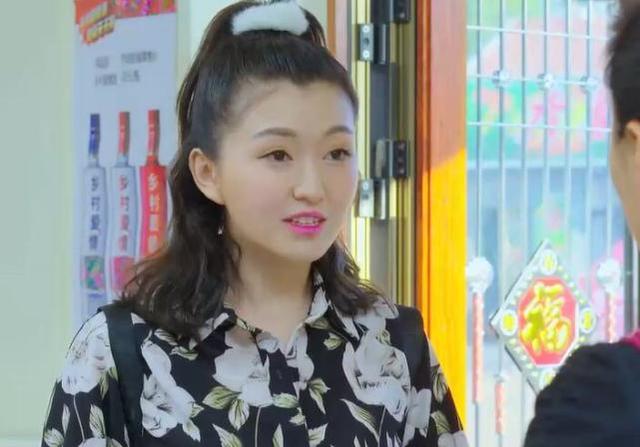 《鄉(xiāng)村愛(ài)情》中身材巨好的美女，說(shuō)話(huà)嗲聲嗲氣，勝過(guò)關(guān)婷娜