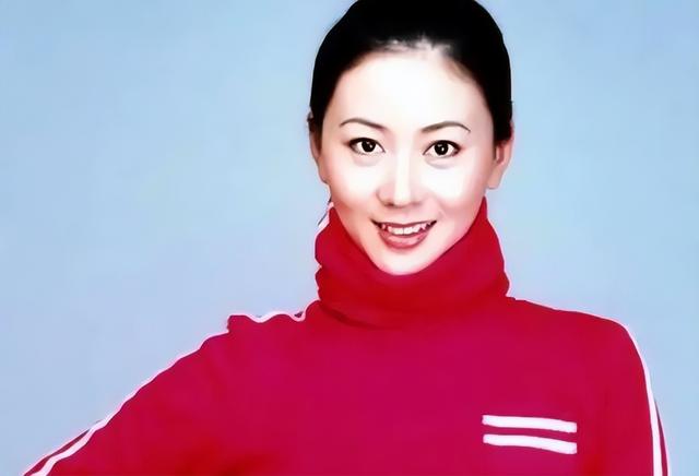 她向藝術(shù)獻(xiàn)出了人體——湯加麗