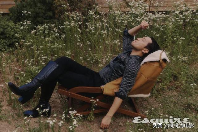 韓國(guó)男星孫錫久《Esquire》雜志封面大片，迷人魅力無(wú)法阻擋