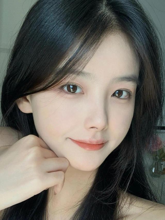 美好的不是女孩，而是18歲 (校花合集)