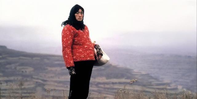 明明都是演農(nóng)村婦女，把趙麗穎和這5位演員放在一起，高下立現(xiàn)