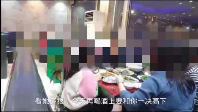 論一個女人在公共場所該有的形象