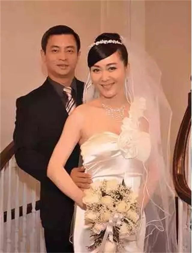 李琳：被前夫一巴掌扇到離婚！二婚嫁世界冠軍，如今生活幸福滋潤