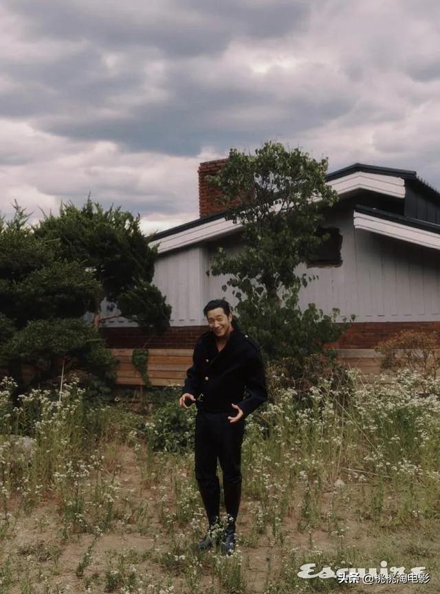 韓國(guó)男星孫錫久《Esquire》雜志封面大片，迷人魅力無(wú)法阻擋